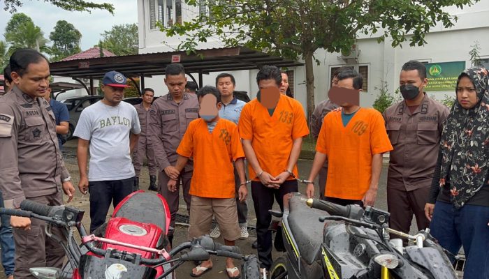 Tiga Tersangka Kasus Penjualan Kulit Harimau Dan Beruang Madu Diserahkan Ke Jaksa