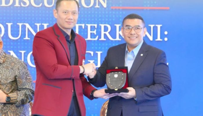 Wamen ATR/BPN Ossy Dermawan Bahas Dampak Perang Tarif dalam Forum The Yudhoyono Institute