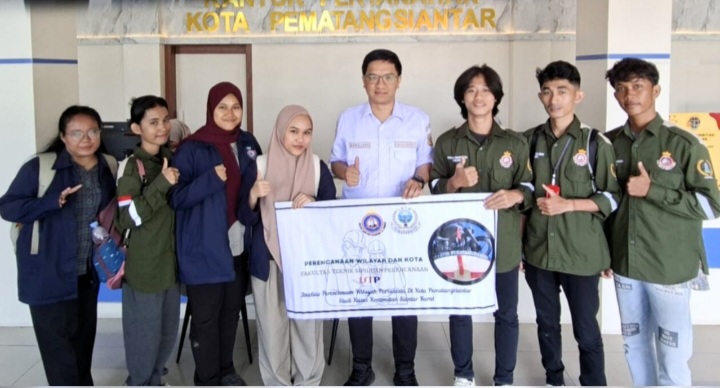 Terima Kunjungan Mahasiswa PWK