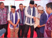 Wamen Ossy Serahkan Sertipikat Tanah di Lombok Barat, Bukti Negara Hadir Lindungi Hak Rakyat
