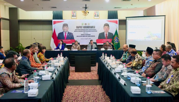 Rakor di Maluku Utara, Menteri Nusron Tekankan Pentingnya Dukungan Pemda dalam Pembuatan Sertipikat Tanah