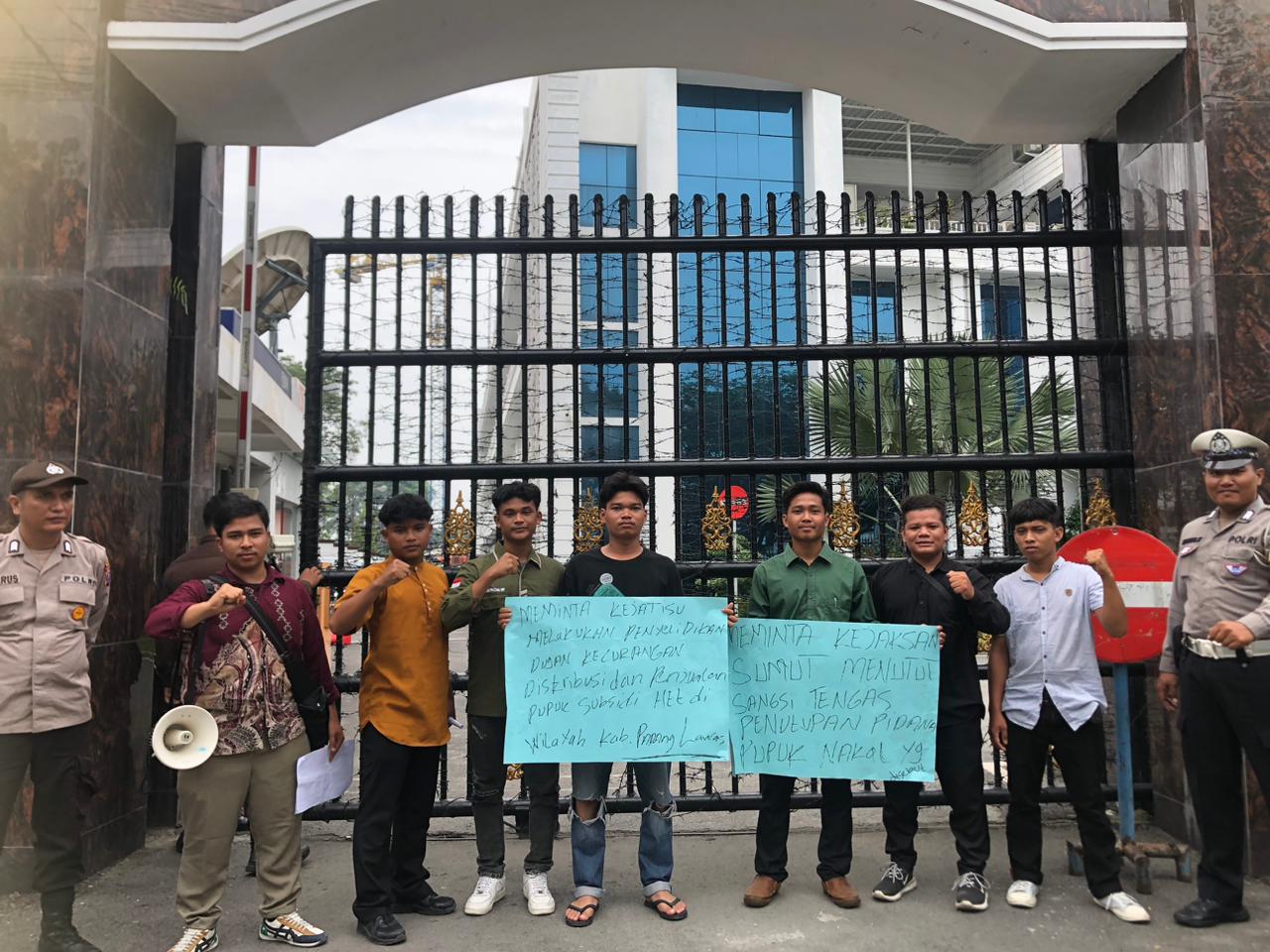 sut Dugaan Mafia Pupuk Subsidi di Padang Lawas