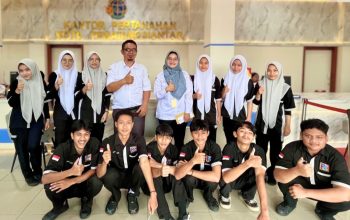 Bekali Siswa
