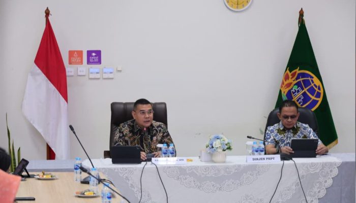 Pimpin Monev Penyelesaian Layanan Pertanahan, Wamen Ossy: Selesaikan Berkas Pertanahan Masyarakat