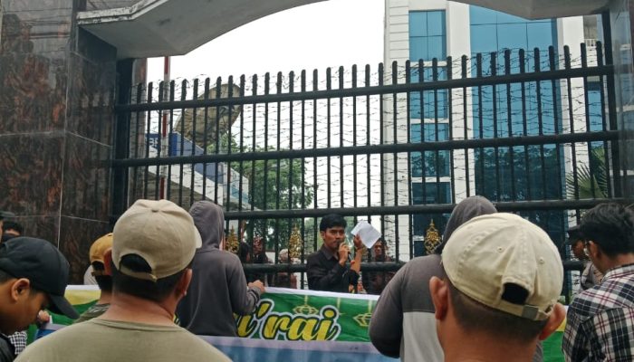 Mahasiswa PEMARAD-SU Desak Kejati Sumut Usut Dugaan Pungli Kegiatan KMD UMSU