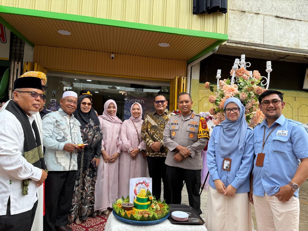 Optik Regar Buka Cabang ke-5 di Padangsidimpuan, Usung Konsep Profesional dan Berkah!