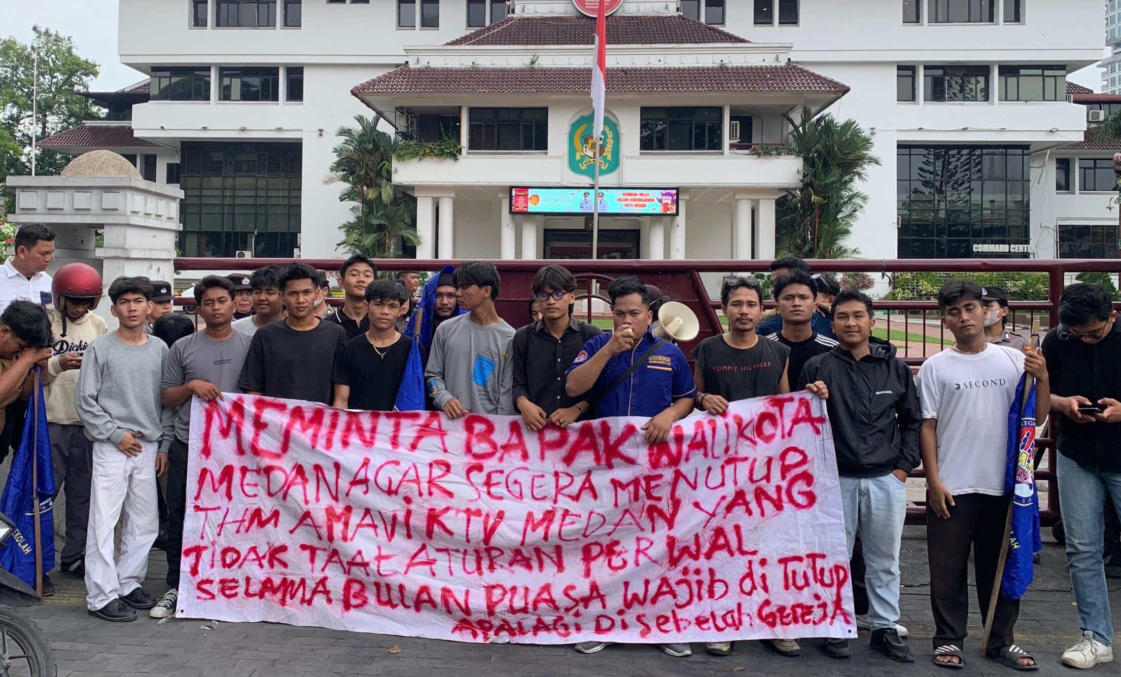 SANS SUMUT Desak Penutupan Amavi Medan: Berdiri di Samping Rumah Ibadah, Langgar Perda dan Norma