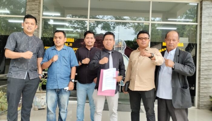 Aliansi Advokat Dan Konsultan Hukum Sumut Adukan Saiful Mujani