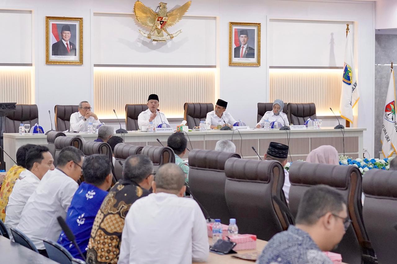 Batasi Alih Fungsi Lahan Sawah