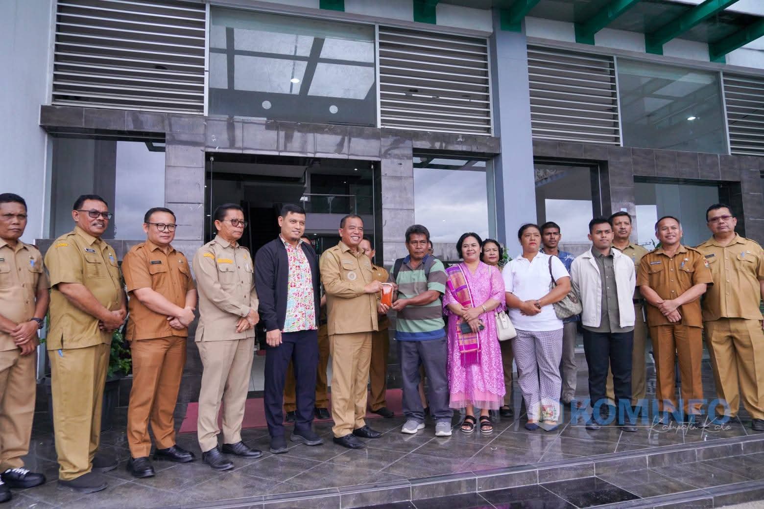 Kendalikan Stabilitas Harga, Bupati Karo Lepas Ekspedisi Cabai Merah ke Palangka Raya