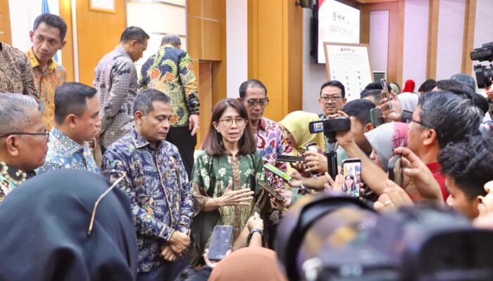  Kementerian ATR/BPN Jalin Komitmen Bersama KPK dan Pemda se-Sultra untuk Peningkatan Kualitas Layanan Pertanahan