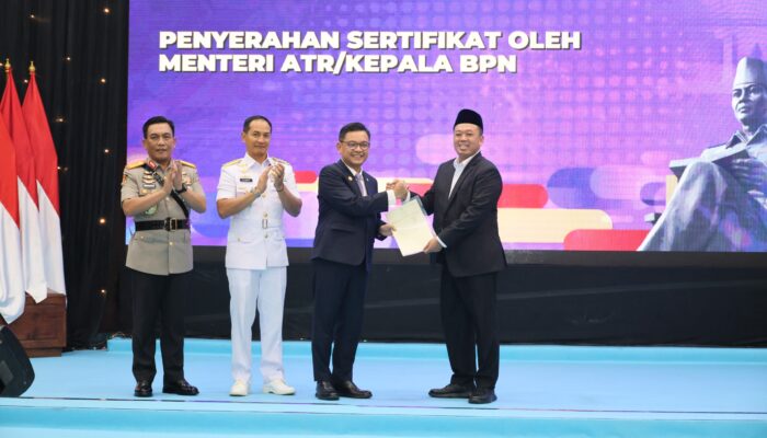 Serahkan Sertipikat Hak Pakai untuk Lemhannas RI, Menteri Nusron: Perkuat Kepastian Hukum Aset Negara