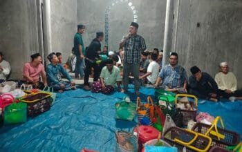 Menjaga Tradisi Tulak Bala dan Ikhtiar Membangun Rumah Ibadah di Sampean Barat
