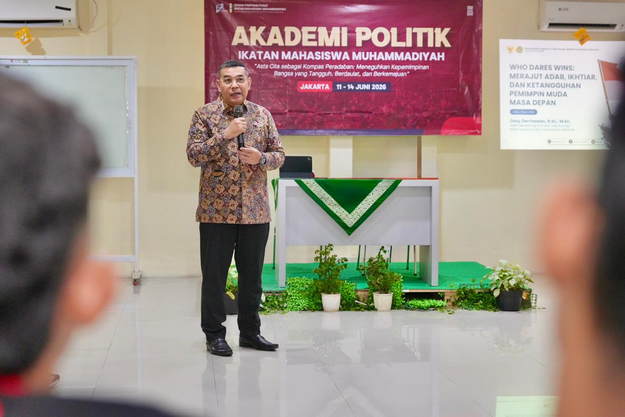 Wamen Ossy Jadi Pembicara