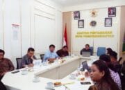 Rapat Ekspos