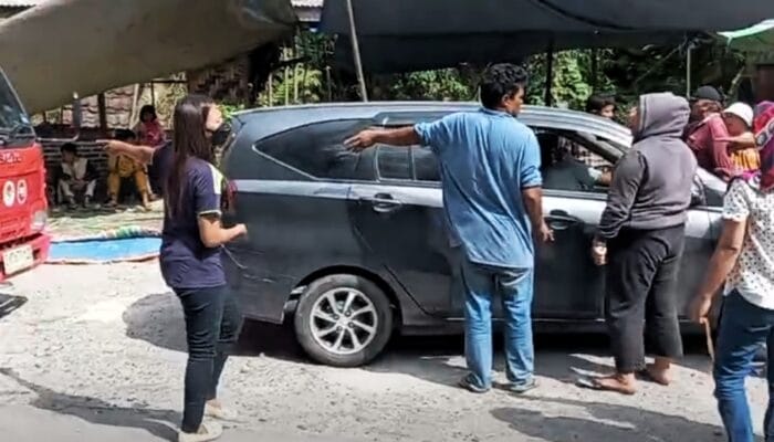 Dua Kubu Rebutan Setoran Pemandian Air Panas, Wisatawan di Karo Dipungut Retribusi Dua Kali!