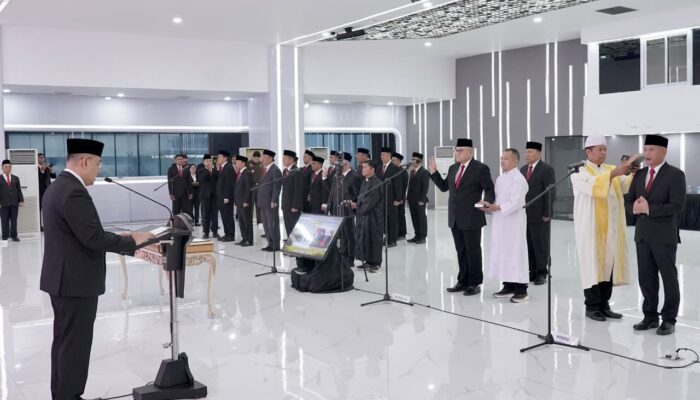 Lantik 78 Pejabat Struktural, Wamen Ossy: Rotasi dan Promosi Jabatan Bentuk Birokrat yang Adaptif