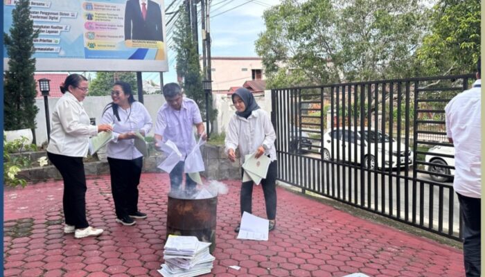 Kantah Pematangsiantar Musnahkan Arsip Kedaluwarsa, Perkuat Tata Kelola dan Dukung Zona Integritas