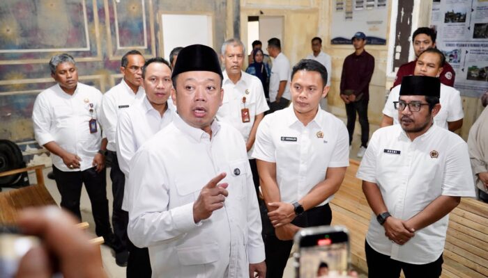 Menteri Nusron Tinjau Kantah Kabupaten Aceh Tamiang Pascabencana Hidrometeorologi Sumatera 2025