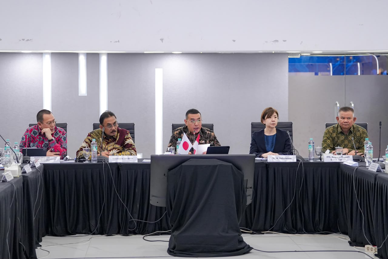 Evaluasi Setahun LANDLAB
