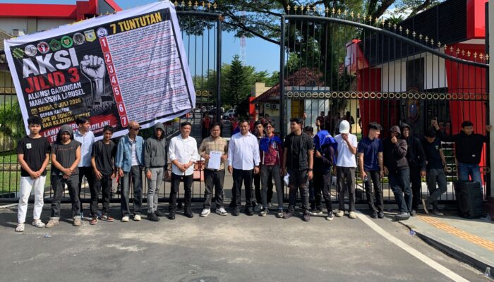 Mahasiswa Desak Kajati Sumut Usut Dugaan Korupsi Proyek Jembatan Rp36 Miliar dan Jual Beli Jabatan di Labusel