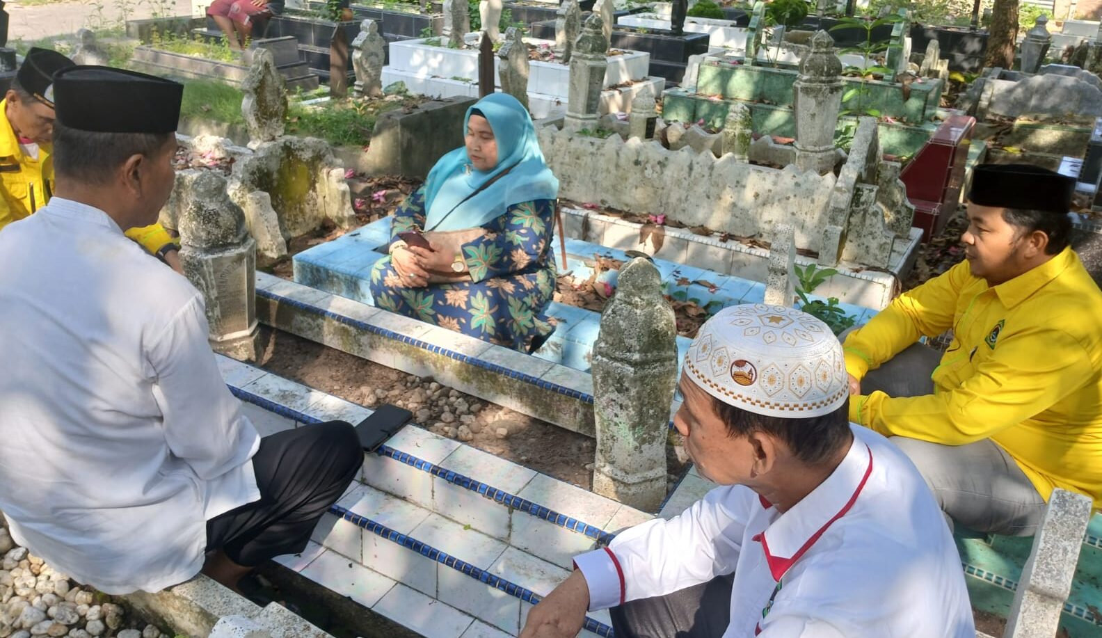 Peringati Milad ke-36, Pengurus IKLAB RAYA Ziarah ke Makam Tokoh Pendiri dan Penggerak Organisasi