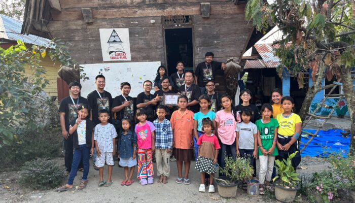 Voluntir Waerebo Gelar Aksi “Marsirimpah” di Desa Sianipar Hail-hail, Perkuat Ekologi, Literasi, dan Kreativitas Anak