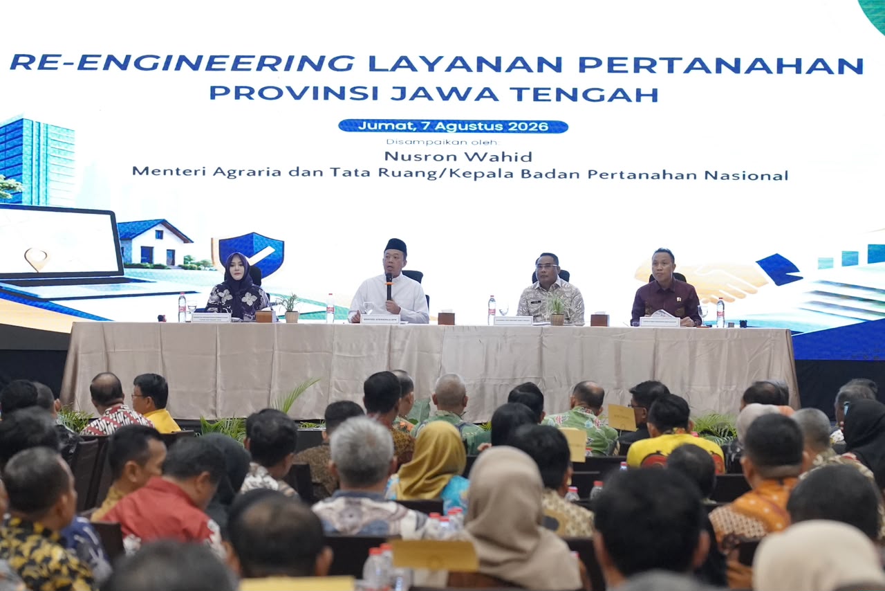 Menteri Nusron