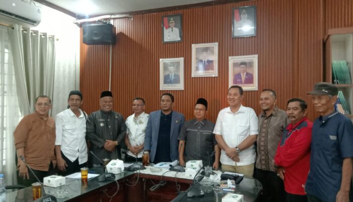 Masyarakat Sawit Seberang Adukan Limbah PKS PTPN IV Regional 2 ke DPRD Langkat