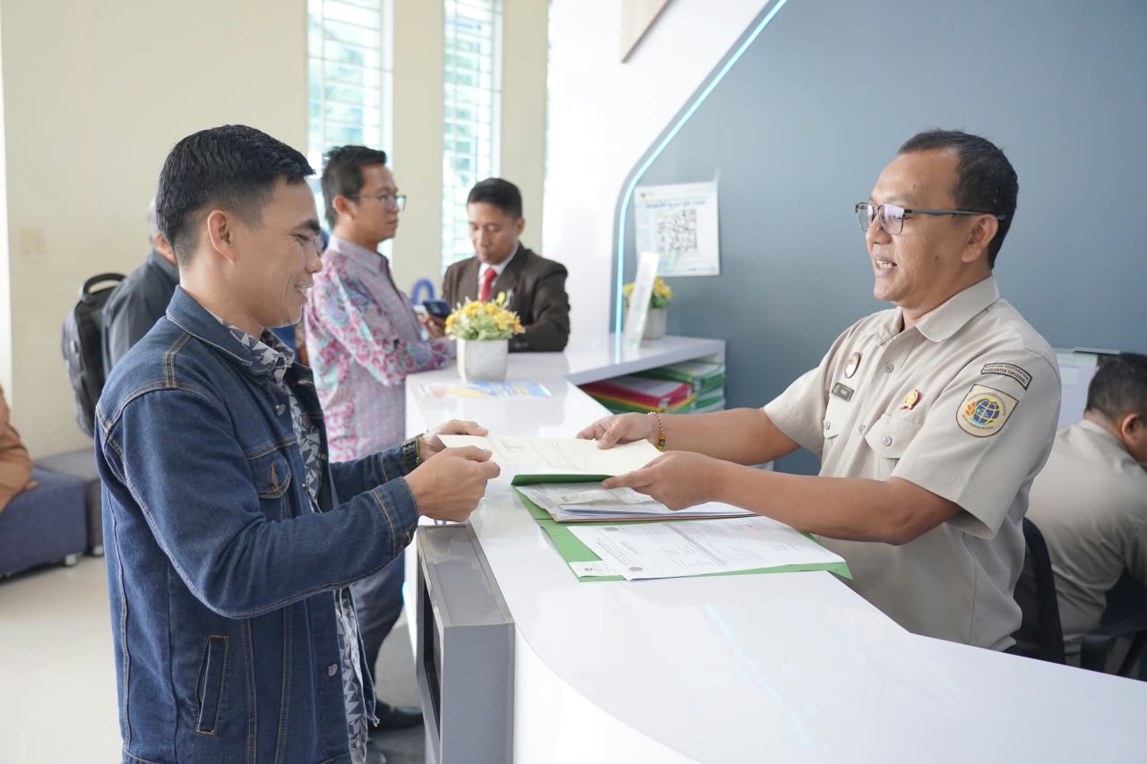 Transaksi Jual Beli Tanah