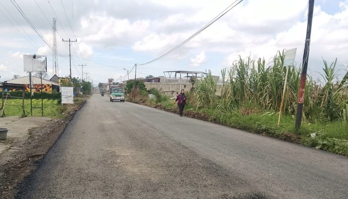 Warga Sambut Gembira Perbaikan Jalan Udara – Simpang Empat, Ucapkan Terima Kasih Kepada Bupati Karo