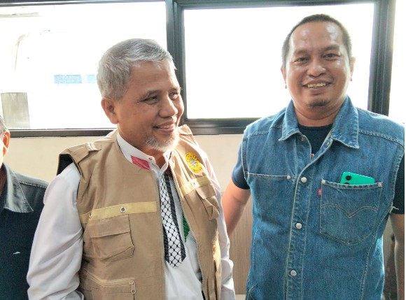 KH.Muhammad Nuh dan Sekjen KOGANA Sumut Ahadin Sibarani